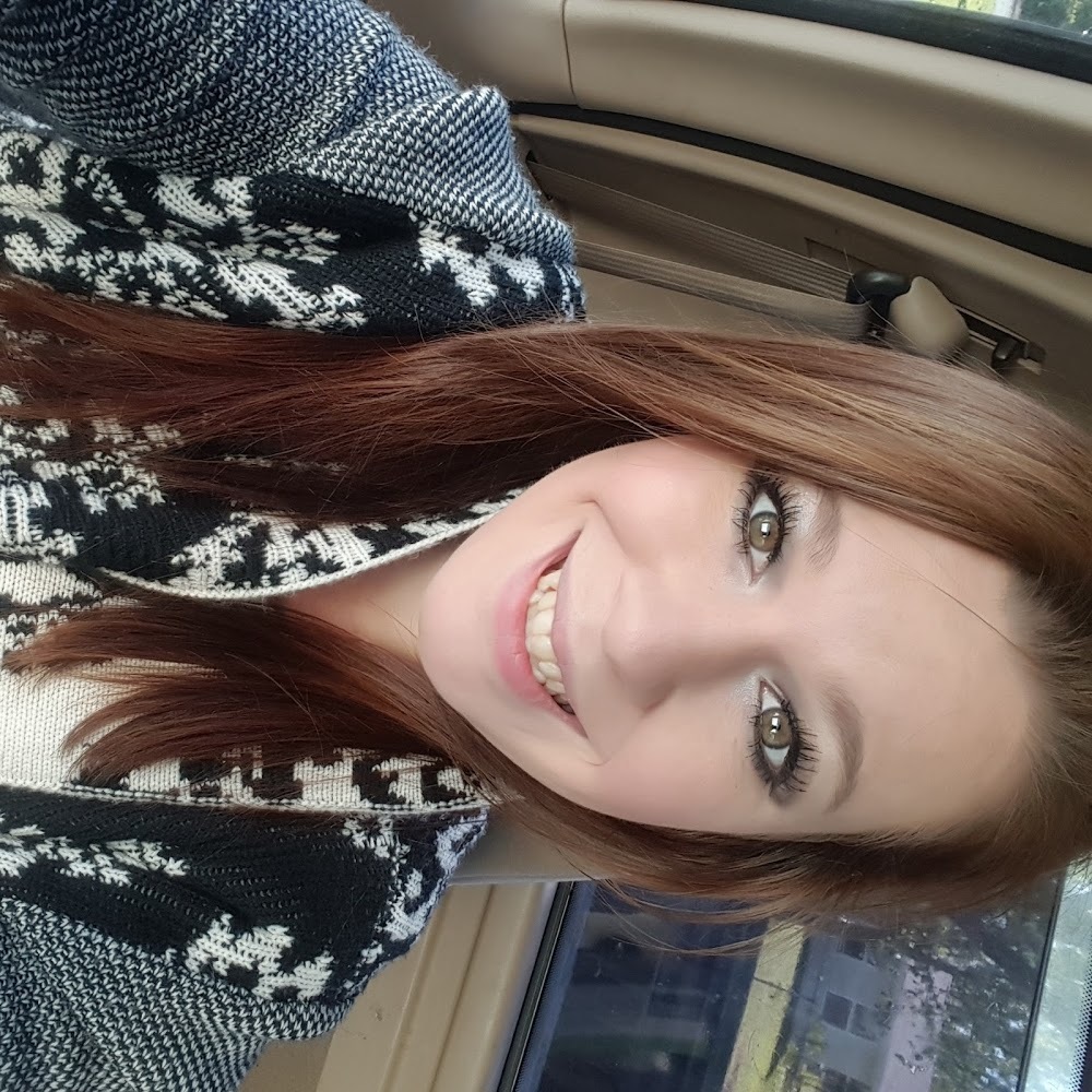 Meet your Posher, Katelyn